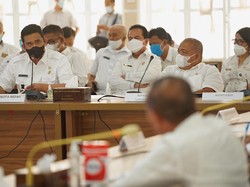 Bertemu Edy Rahmayadi, Bobby Pastikan Kesawan City Walk Patuh Prokes