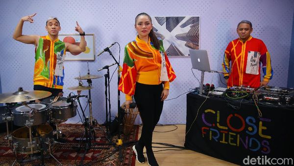 Close Friends Kini Punya Kekuatan Cinta