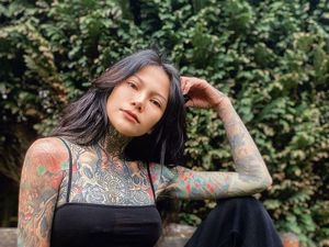 Model Cantik Thailand Tato 98% Tubuhnya, Sering Dikira Pengedar Narkoba