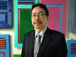 Kisah Kakek Satu Cucu yang Jadi Lulusan Tertua di ITS: Dapat IPK 4.00