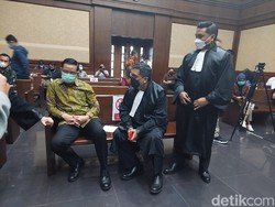 Juliari Batubara Tak Ajukan Keberatan Usai Didakwa Rp 32,4 M