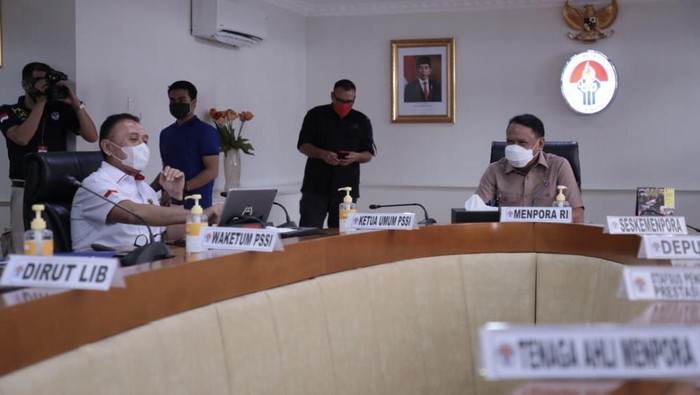 Kemenpora PSSI
