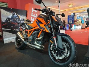KTM 1290 Super Duke R Hadir di IIMS 2021, Si Buas Berharga Rp 570 Juta!