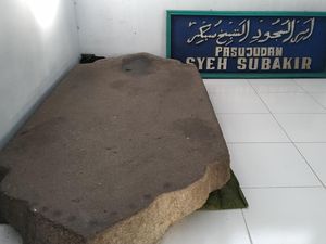 Syekh Subakir, Ulama Sebelum Wali Songo yang Petilasannya Diziarahi Semua Agama