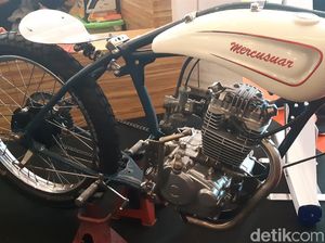 Motor Custom Buatan Siswa SMK Ini Curi Perhatian Sandiaga Uno