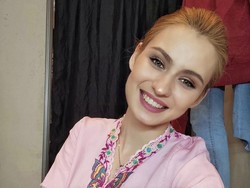 Bule Cantik Rusia Belajar Bahasa Indonesia Viral Bikin Senyum, Ini Sosoknya