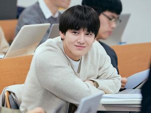 Kim Bum Bilang, Drama Korea Law School Nggak Berat Kok! Kim Bum Bilang, Drama Korea Law School Nggak Berat Kok!