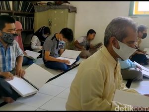 Semangat Penyandang Tunanetra di Majalengka Membaca Al Quran