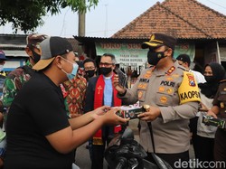 Operasi Mesra di Mojokerto Gandeng FKUB Bagikan Ribuan Takjil dan Masker