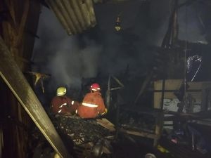 Kebakaran di Kembangan Jakbar, Diduga dari Bakaran Serbuk Kayu