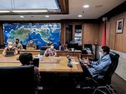 Sandiaga: Wisata Halal Bukan soal Pantai yang Mau Disyarikan