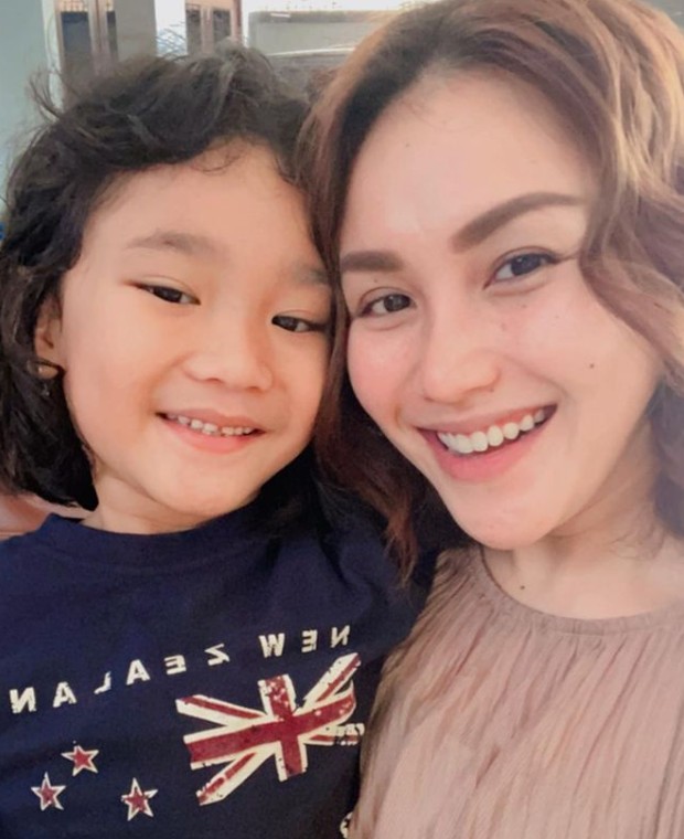 Ayu Ting Ting dan Balqis