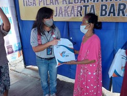 Srikandi BNI Kirim Bantuan ke Korban Kebakaran Tambora Jakbar