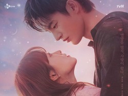 7 Soundtrack Doom at Your Service yang Bikin Baper, Ada Lagu Seo In Guk