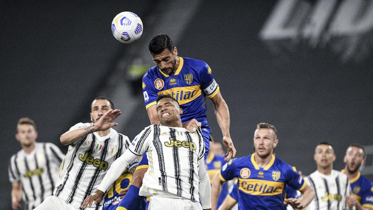 Andrea Pirlo menyebut Juventus bikin sulit diri sendiri karena kemasukan gol pertama Parma. (Foto: AP/Piero Cruciatti)