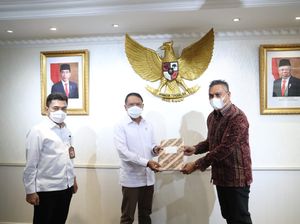 Menpora Akan Bantu Rekomendasi Perbaikan GOR Sikka ke PUPR