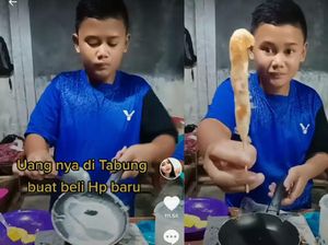 Salut! Bocah Ini Jualan Cilung Demi Bisa Beli HP Baru Sendiri Salut! Bocah Ini Jualan Cilung Demi Bisa Beli HP Baru Sendiri