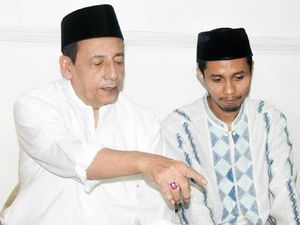 Di Pesantren Kebon Jambu Al-Islamy, Para Santri Riuh Berpuisi Di Pesantren Kebon Jambu Al-Islamy, Para Santri Riuh Berpuisi
