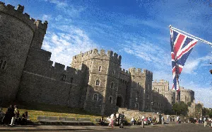 Mengintip Kemegahan Kastil Windsor Kediaman Raja-raja Inggris