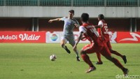 Memasuki menit-menit akhir, Persib mengurung Persija guna memperkecil ketertinggalan. Namun, tidak ada gol balasan dicetak wakil Bandung hingga laga bubar.