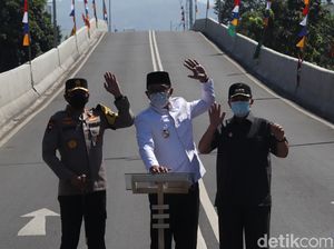 Resmikan 2 Flyover di Bandung, Ridwan Kamil: Semoga Bermanfaat Resmikan 2 Flyover di Bandung, Ridwan Kamil: Semoga Bermanfaat