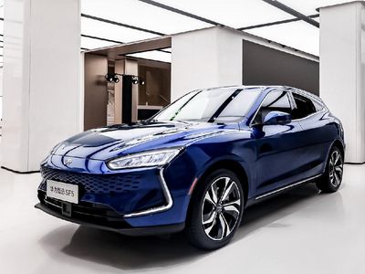 Ini Mobil Pertama Buatan Huawei