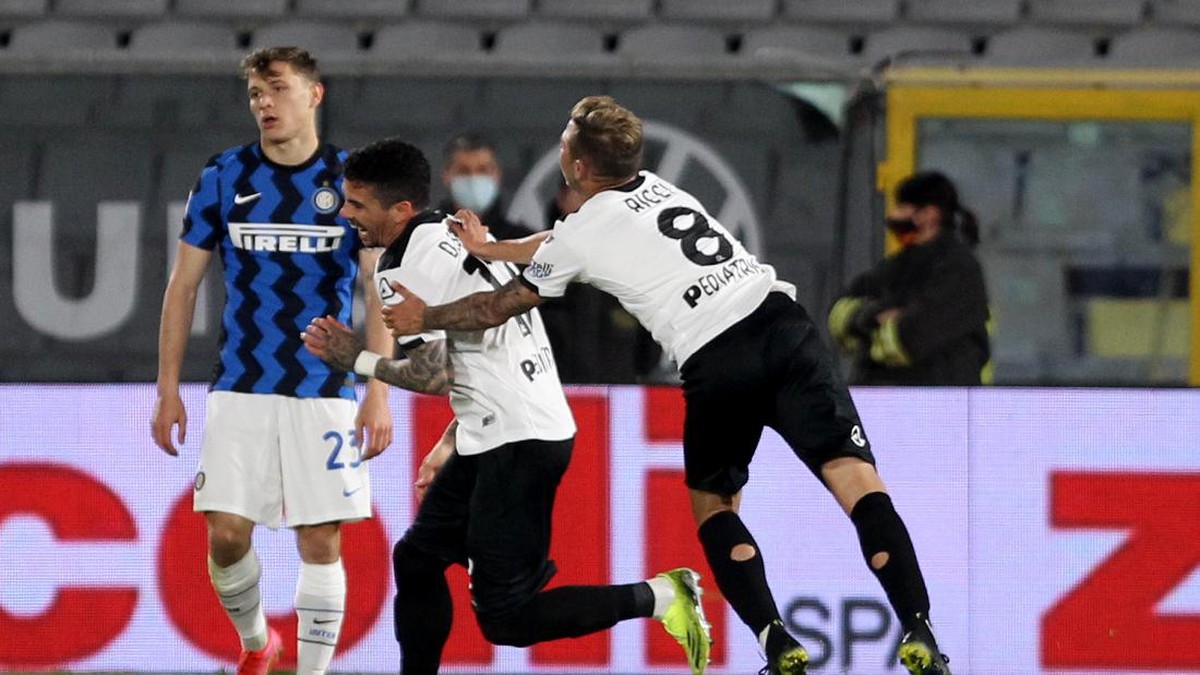 Diimbangi Spezia, Inter Milan diakui sedang rasakan tekanan. (Foto: AP/Alfonso Cannavacciuolo)