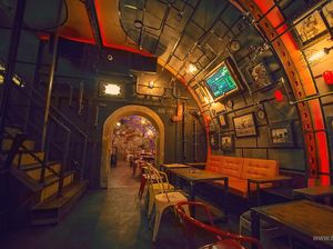 Steampunk Submarine, Bar Gaya Kapal Selam yang Memukau Steampunk Submarine, Bar Gaya Kapal Selam yang Memukau