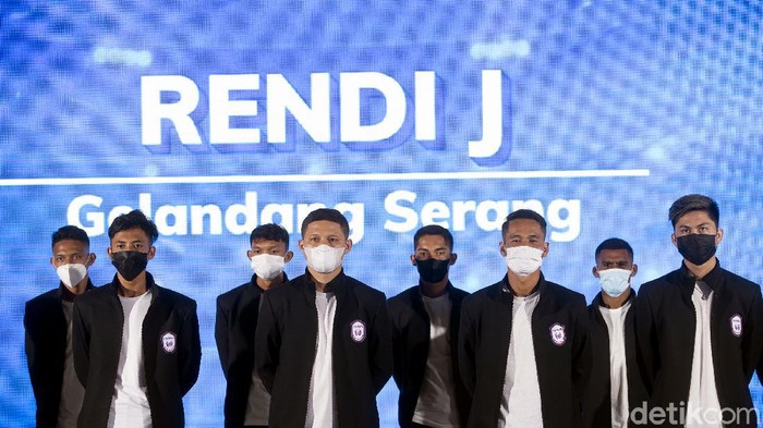 Ada Gonzales Sampai Hamka Hamzah, Ini Para Pemain Rans Cilegon FC Rans Cilegon FC kenalkan para pemain yang bergabung dalam klub itu. Ada sejumlah nama pemain bola tersohor di antaranya Christian Gonzales hingga Hamka Hamzah.