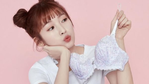 10 Potret Arin Oh My Girl, Tak Gunakan Pakaian Dalam di Iklan Dapat Nyinyiran