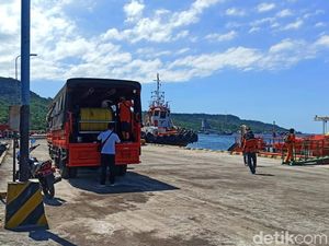 Basarnas Datangkan Alat Khusus Dukung Pencarian KRI Nanggala-402 Basarnas Datangkan Alat Khusus Dukung Pencarian KRI Nanggala-402