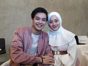 Selamat! Dinda Hauw dan Rey Mbayang Dikaruniai Anak Pertama Selamat! Dinda Hauw dan Rey Mbayang Dikaruniai Anak Pertama