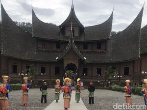 UU Sumbar yang Baru Cantumkan Falsafah Adat Minangkabau