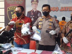 Ini Barang Bukti Penangkapan Terduga Jaringan Penjual Senpi Ilegal di Malang