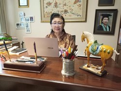 Kisah Sri Rezeki Jadi Dokter Sejak 1972 hingga Hadapi Pandemi