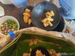 15 Kuliner Khas Cirebon yang Cocok Dinikmati Saat Libur Lebaran 15 Kuliner Khas Cirebon yang Cocok Dinikmati Saat Libur Lebaran