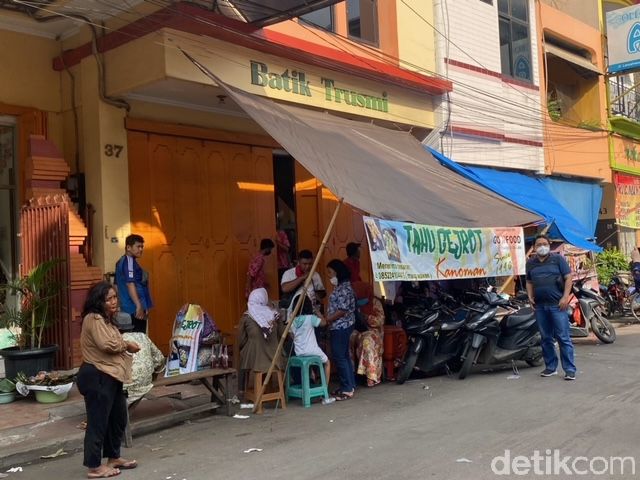 Kuliner Cirebon, Berburu Tahu Gejrot Nikmat di Pasar Kanoman