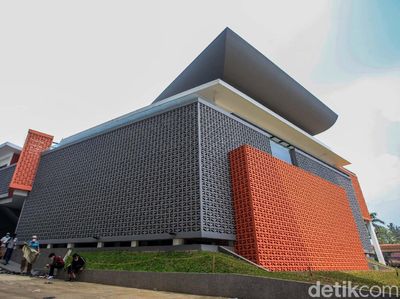 Masjid Unpam Ini Ramah Lingkungan dan Sejuk Meski Tanpa AC