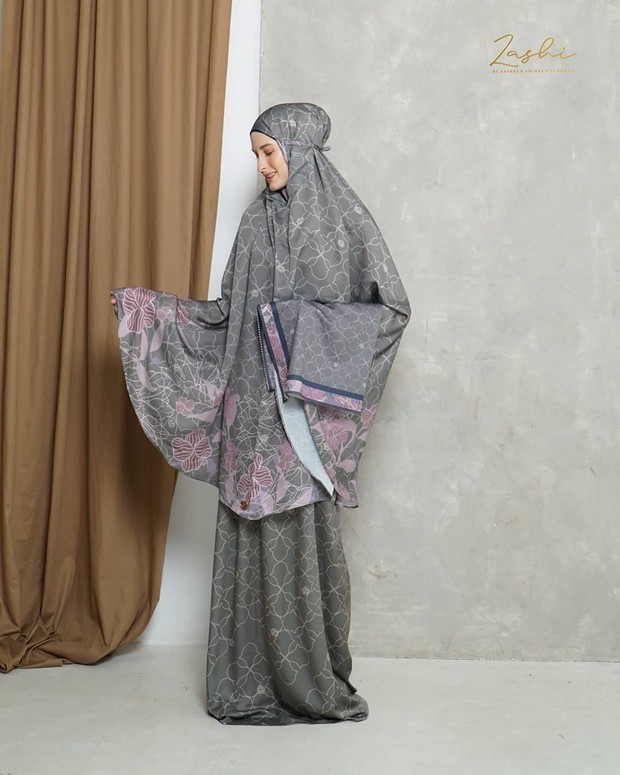 Mukena Zashi.id/instagram.com/zashi.id