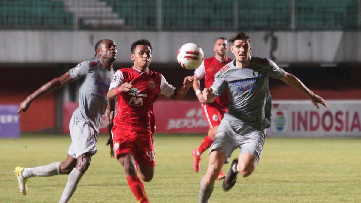 Persib Bandung yakin balikkan defisit dua gol di leg kedua final Piala Menpora 2021 (Antara Foto/Andreas Fitri Atmoko)
