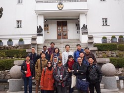 Kisah Mahasiswa RI Puasa di Ceko: Buka dengan Porsi Besar Sekalian Sahur