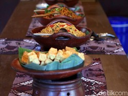 Menyantap Cumi Hitam dengan Suasana Asri nan Teduh