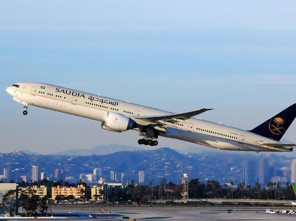 Saudi Airlines Buka Penerbangan Internasional Lagi, tapi Tidak untuk Indonesia
