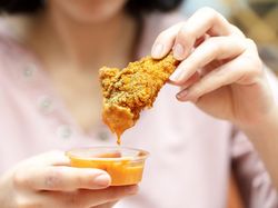 4 Tips Makan Sahur untuk Penderita GERD agar Puasa Lancar