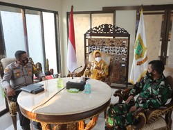 Walkot Mojokerto Pastikan Layanan Publik Tetap Berjalan saat Lebaran