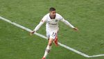 Eintracht Frankfurt dan Cuan Jualan Striker