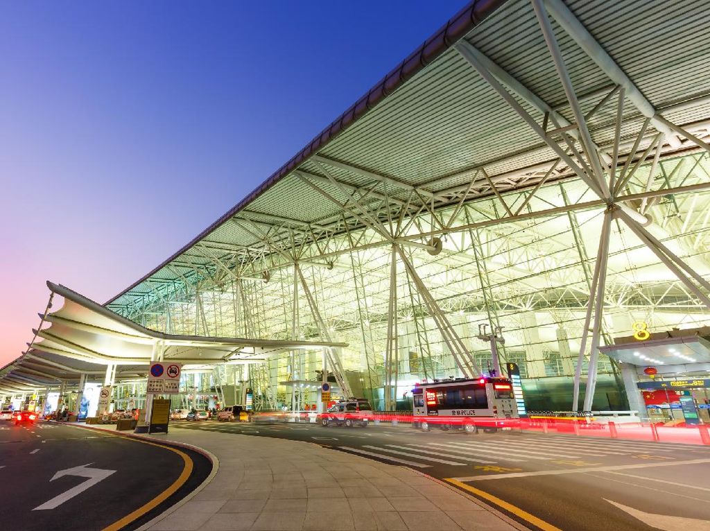 China Kuasai Daftar Bandara Tersibuk di Dunia Saat Pandemi China Kuasai Daftar Bandara Tersibuk di Dunia Saat Pandemi
