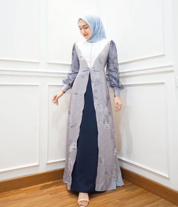 Daphne dress/instagram.com/melodyprima/ Daphne dress