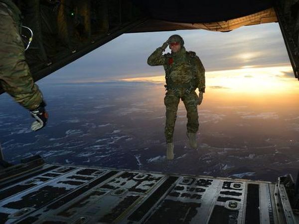 Kumpulan Foto Keren yang Diambil Dengan Waktu Tepat