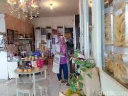 Jual Kue Kering, Wanita Ini Kantongi Ratusan Juta Tiap Jelang Lebaran